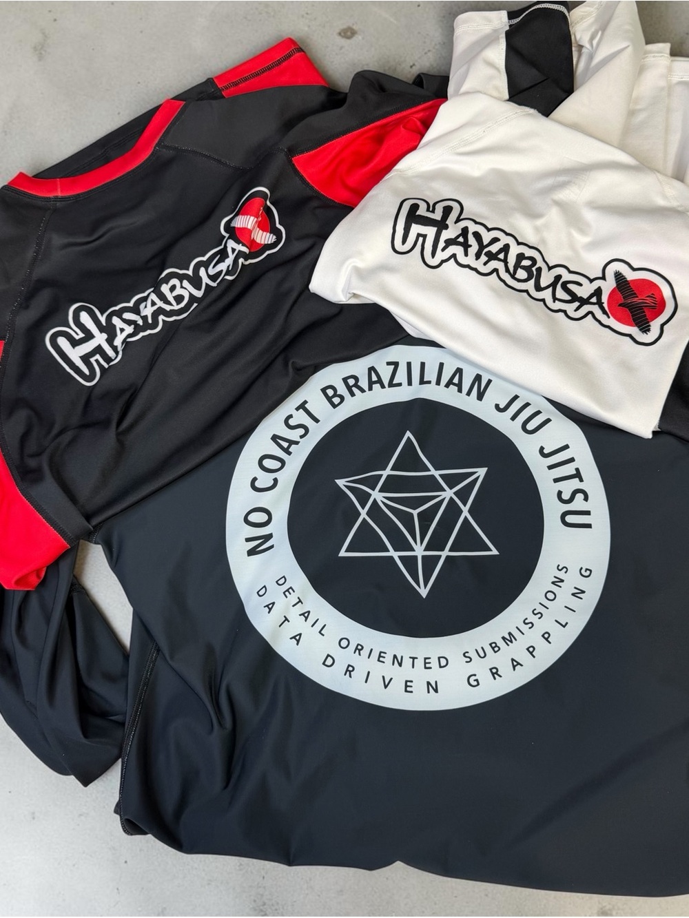 Bundle Of 3 Men's Jiu Jitsu Tops XL 1 no coast 2 hayabusa
